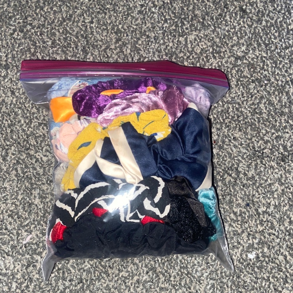 Random Scrunchie Pack